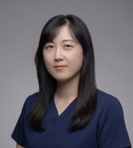 Dr. Sarah photo